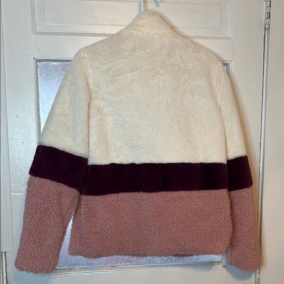 Ci Sono By Cavalini Cream and Purple Teddy Jacket with Colorblock Design Medium - Picture 5 of 5